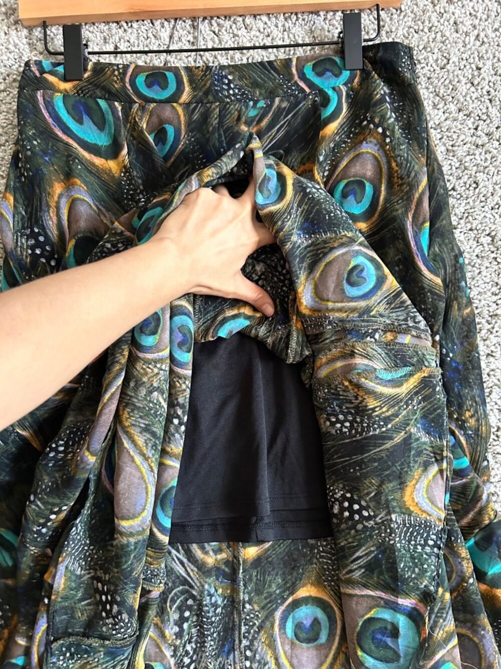 Show Me Your Mumu Women's Sz L Peacock Feather Print Maxi Skirt - Picture 4 of 10